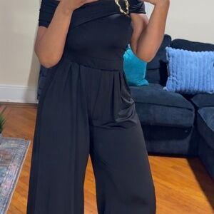 BLACK WIDE LEG JUMPER